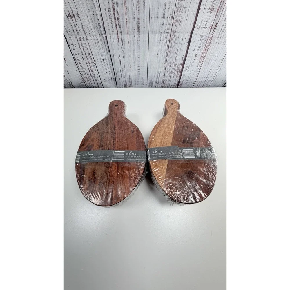 2 Sets of 4 Individual Charcuterie Boards. Handles. 2 Different Shapes.